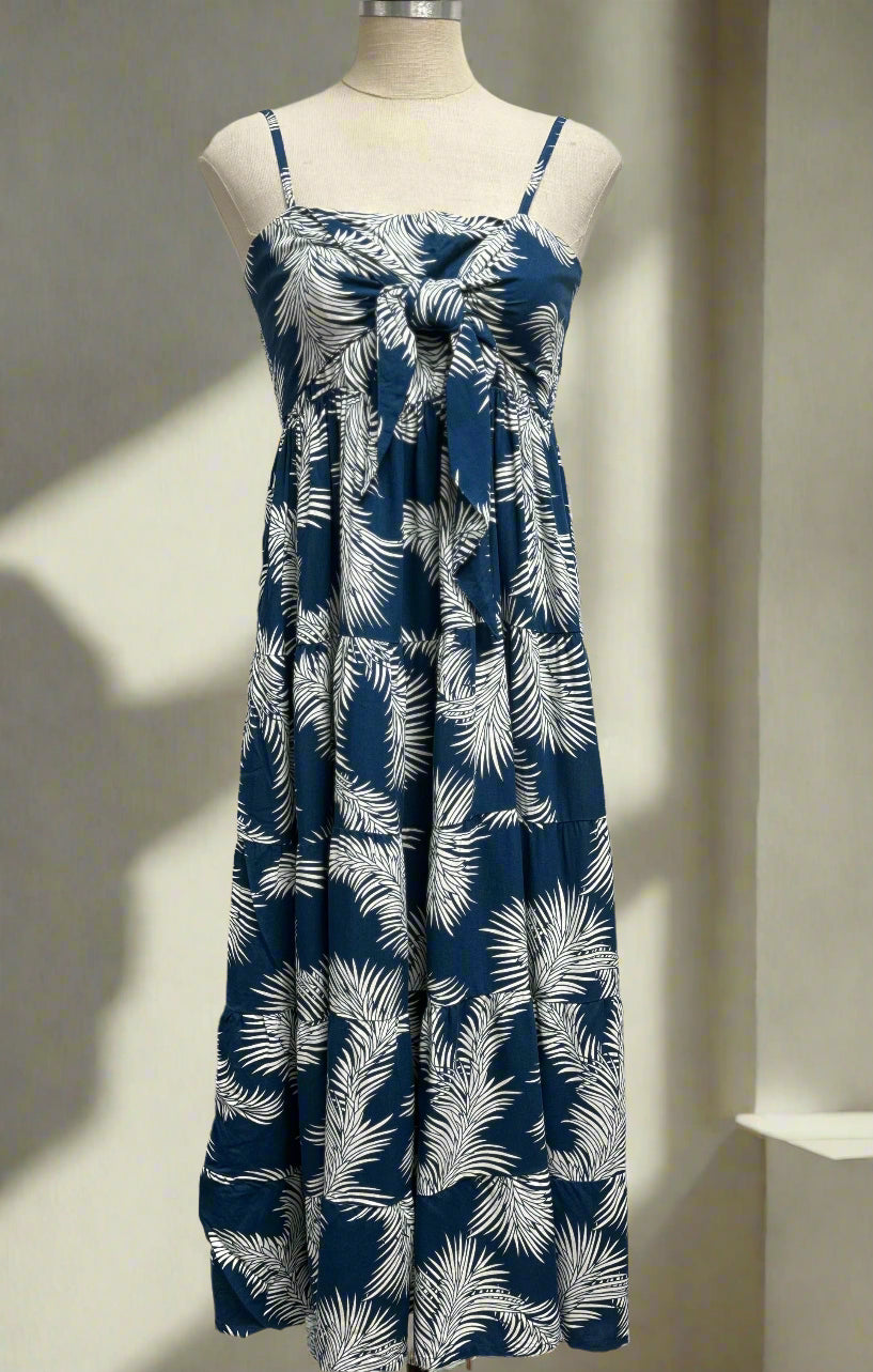 Kali Outline Leaves Dress